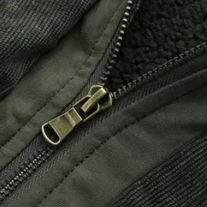 Avkopplad och elegant vinterjacka