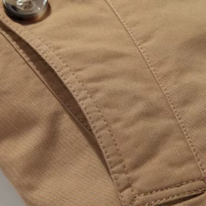 Lyxig dubbelknäppt trenchjacka med fickor och mysig komfort