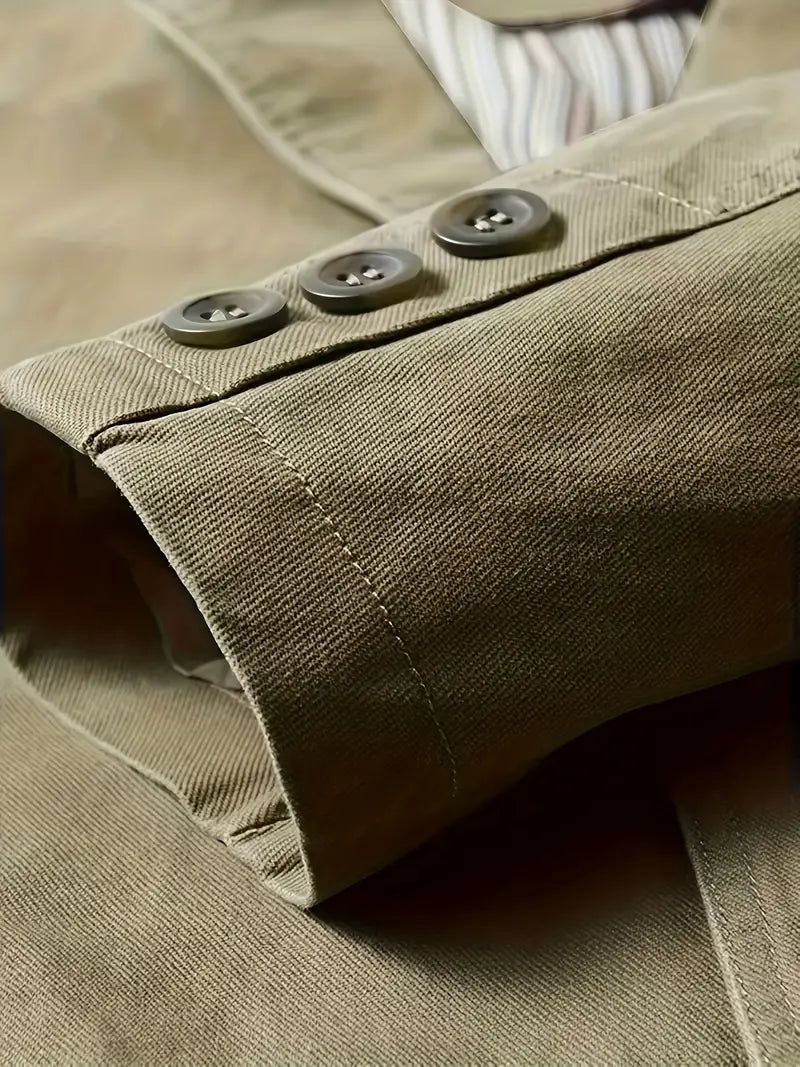 Avslappnad herrjacka i stilfull och bekväm design