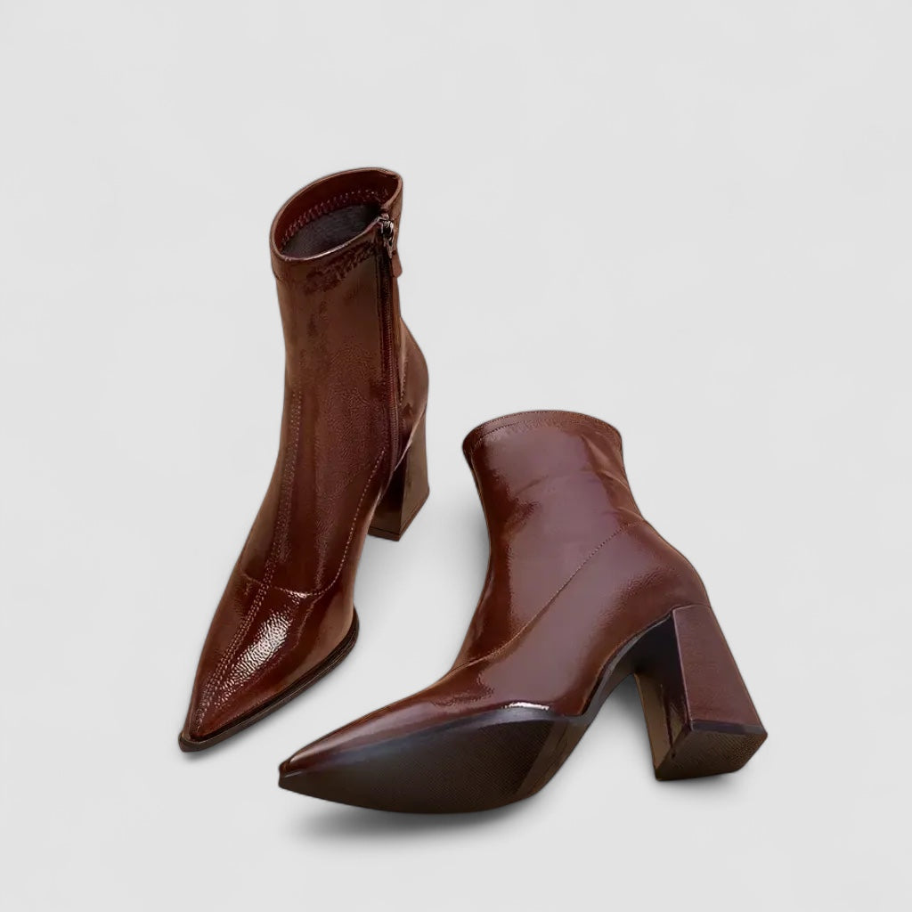 Locenta | 	Klackskor i lack